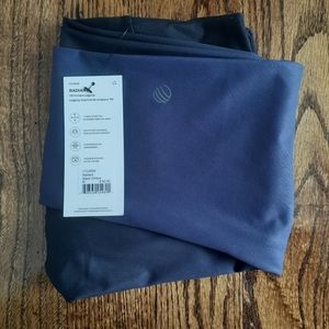 7/8 Radiant Black Ombre Leggings (M)